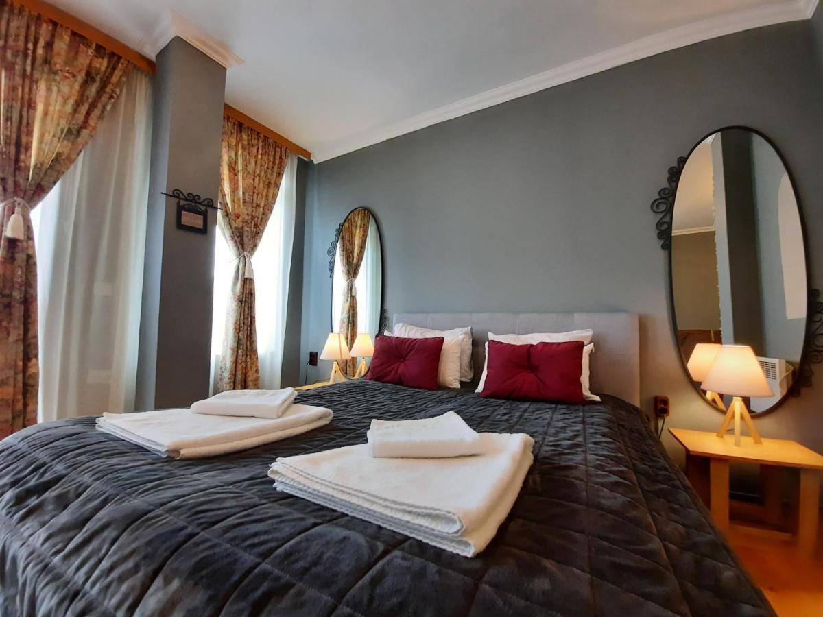Casa Dea Aparthotel เวลีคอเทอร์โนโว ภายนอก รูปภาพ