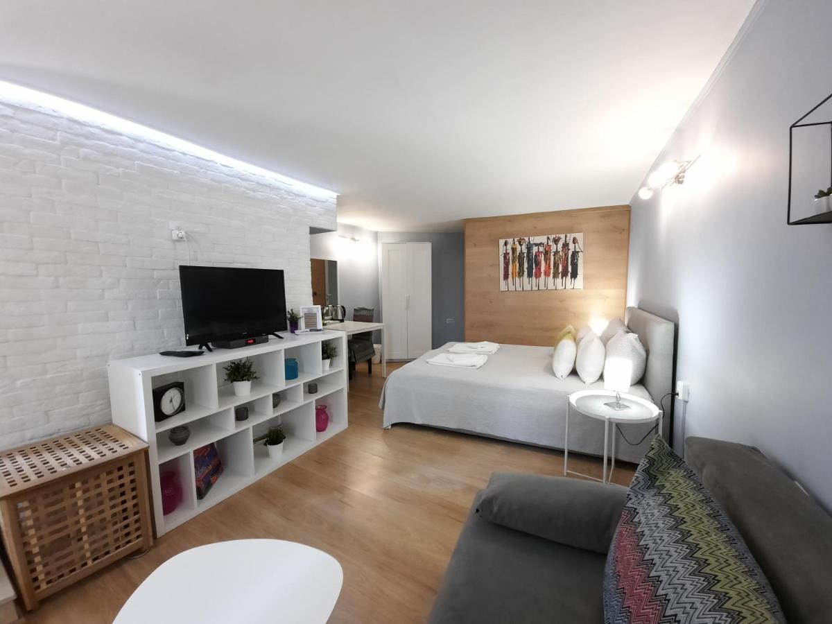 Casa Dea Aparthotel เวลีคอเทอร์โนโว ภายนอก รูปภาพ