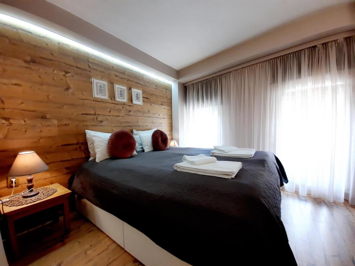 Casa Dea Aparthotel เวลีคอเทอร์โนโว ภายนอก รูปภาพ